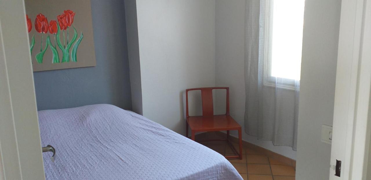 Sur Le Quai De Port Frejus Apartment Ngoại thất bức ảnh